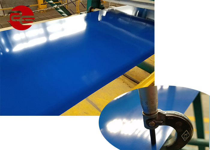 De zachte Hardheidsppgi PPGL GI Kleur bedekte Gegalvaniseerde Staalrol 6001250mm Breedte met een laag